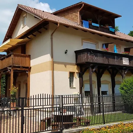 Guest house Meszoely Vendeghaz *