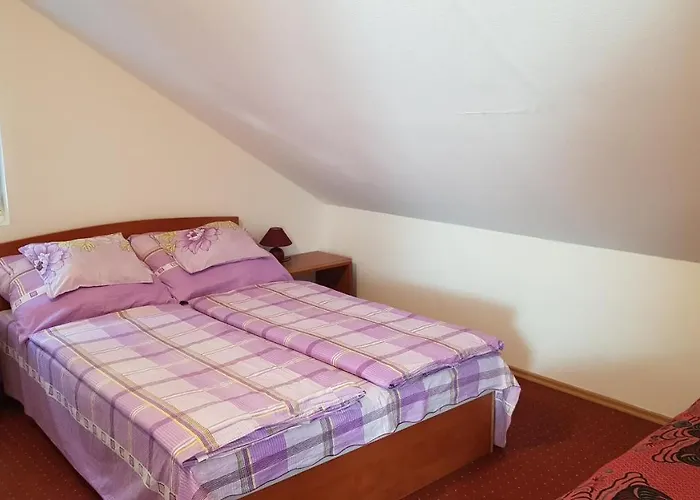 Meszoely Vendeghaz Гостевой дом 3*