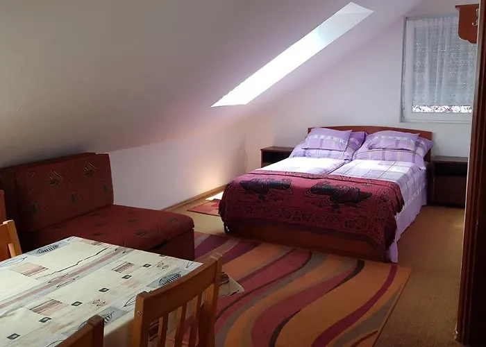 Meszoely Vendeghaz 3*