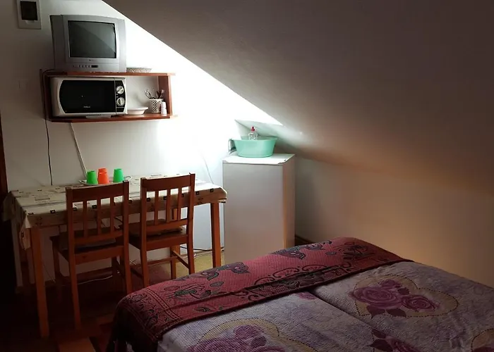 Meszoely Vendeghaz בית הארחה שיופוק